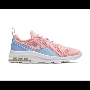 New girls Nike air max motion 2 sneaker
